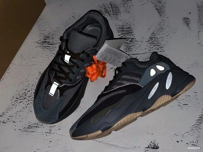 700 Adidas Yeezy FW2499 Boost Blue Teal 1119